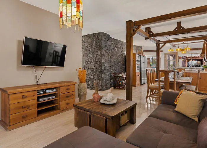 Karat Kanaria * 阿德耶