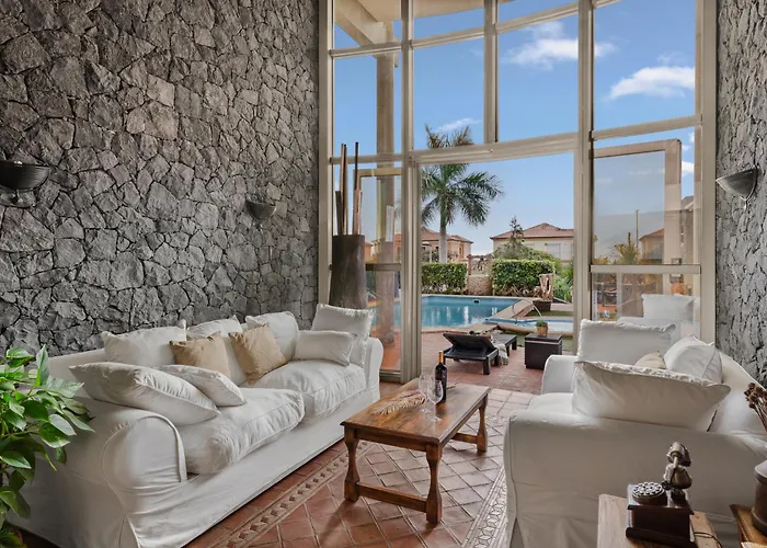 Karat Kanaria فيلة *